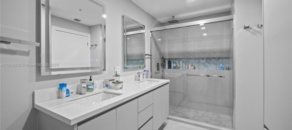 3 غرف نوم عقار تجاري في Miami, الولايات المتحدة رقم 614137 22