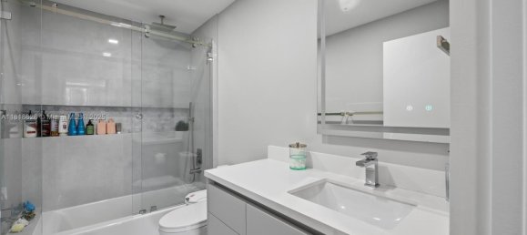 3 غرف نوم عقار تجاري في Miami, الولايات المتحدة رقم 614137 8