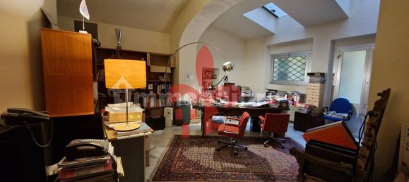 5غرفة مكتب في Florence, Italy رقم 38837 11