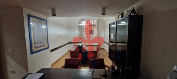 5غرفة مكتب في Florence, Italy رقم 38837 35
