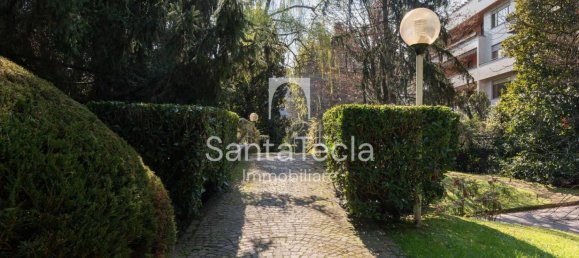 3 bedrooms Apartment in Arese, Italy No. 16255 35