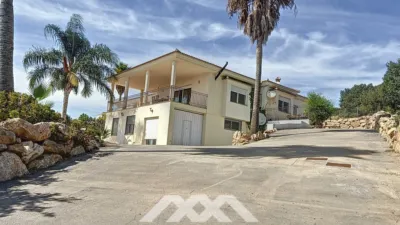 Вилла с 4 спальнями в Периана, Испания № 56068