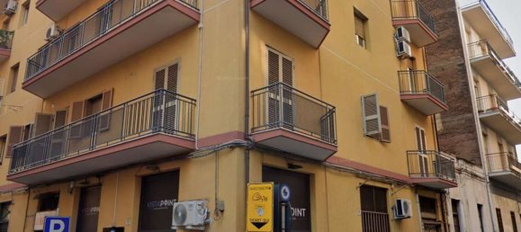2 rooms Apartment in Catania, Italy No. 48696 5
