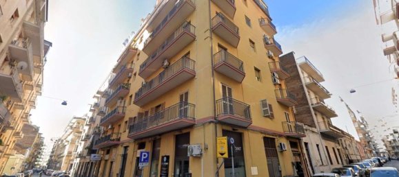 2 rooms Apartment in Catania, Italy No. 48696 24