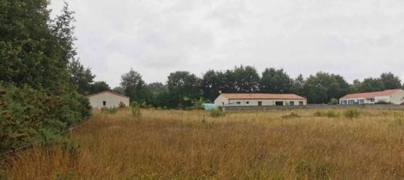  Land in Martinet, France No. 62024 3