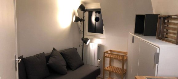 Studio in Paris, France No. 334197 3