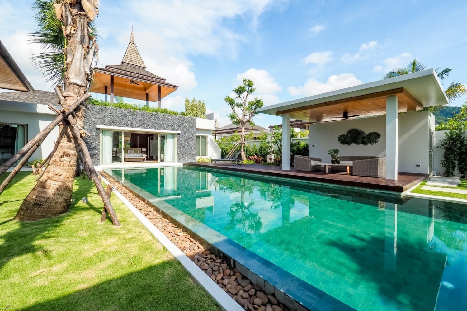 4 bedrooms Villa in Layan Beach, Thailand No. 25950