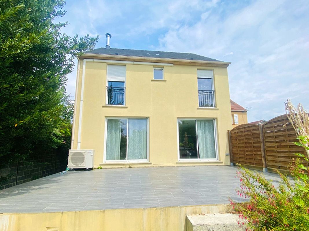 Casa T3 em Beaumont-sur-Oise, France N.º 294923