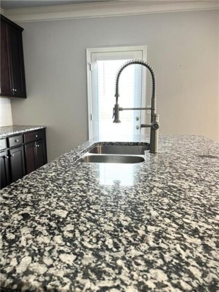 4 bedrooms House in Flowery Branch, USA No. 410595