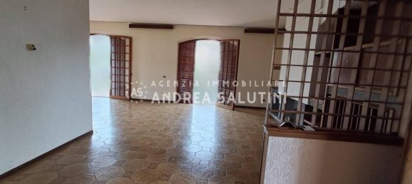 4 bedrooms Apartment in Buti, Italy No. 352536 2