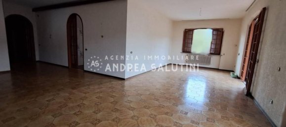 4 bedrooms Apartment in Buti, Italy No. 352536 4