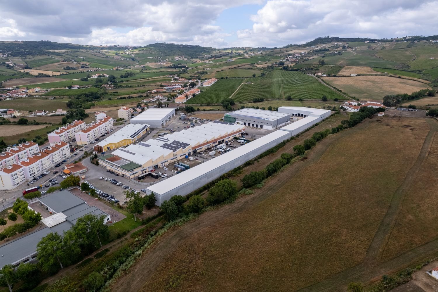 Lagerhaus in Arruda dos Vinhos, Portugal 256m², Nr. 83898