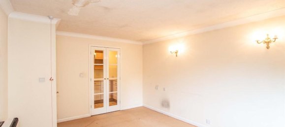 2 bedrooms Apartment in Watford, United Kingdom No. 6175 26