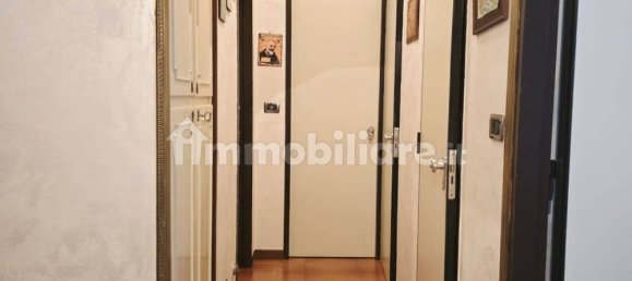 Apartamento de 3 dormitorios en Turin, Italy No. 266046 9