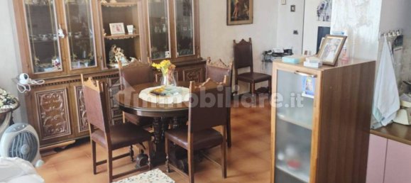 Apartamento de 3 dormitorios en Turin, Italy No. 266046 11