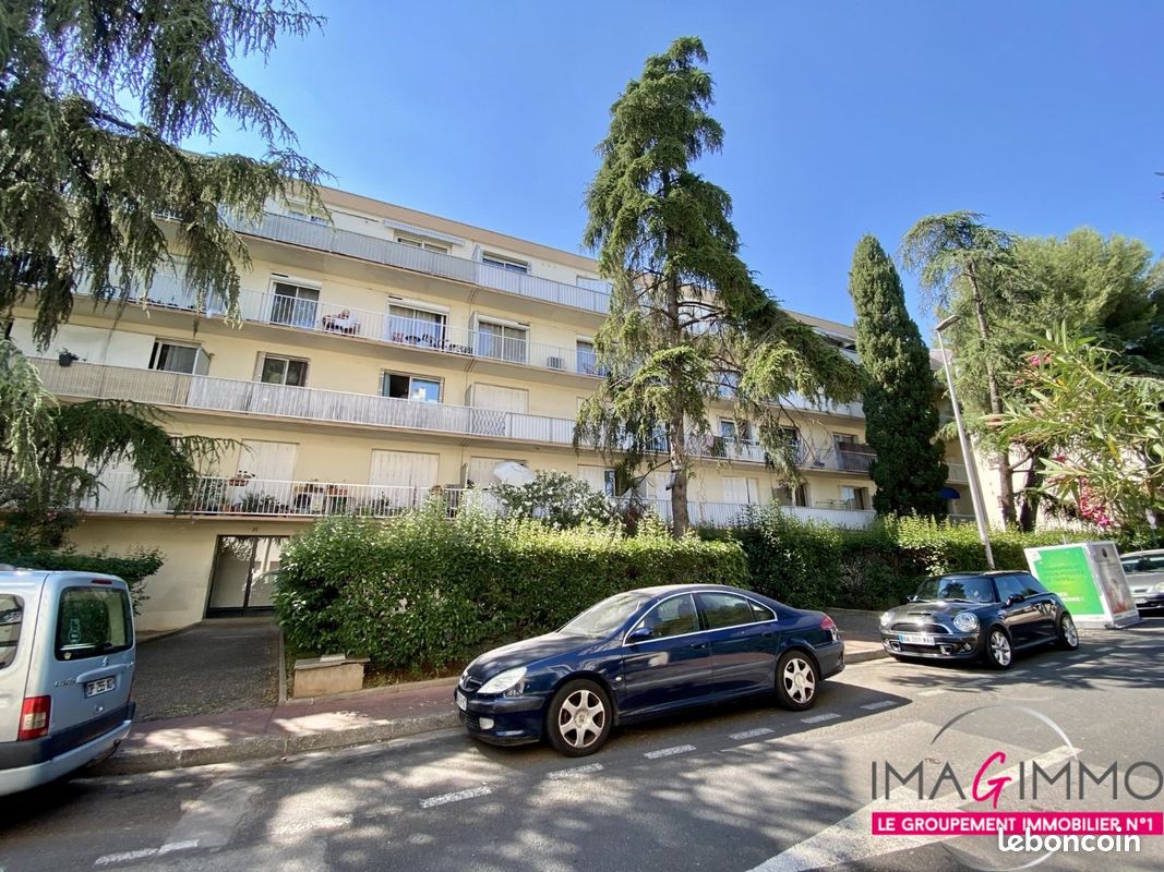 2 bedrooms Apartment in Montpellier, France No. 339338