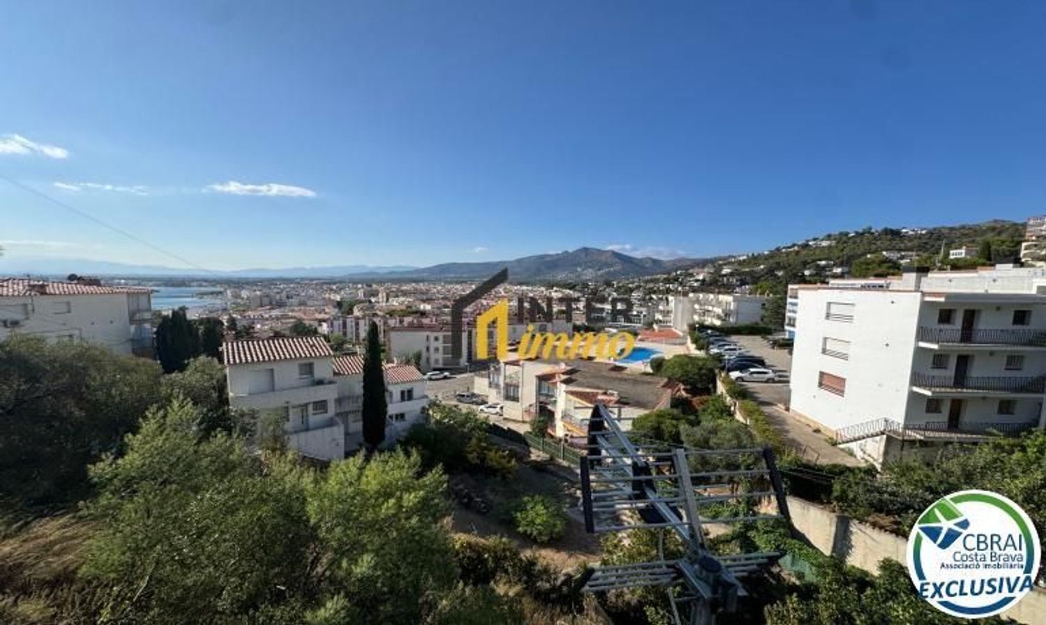 Квартира с 1 спальней в Розы, Испания № 134271