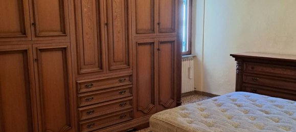 5 bedrooms Apartment in Livorno, Italy No. 341742 16