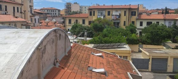 5 bedrooms Apartment in Livorno, Italy No. 341742 32
