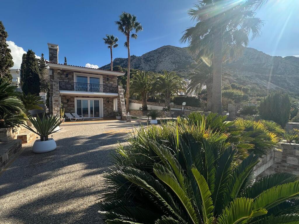 4 Schlafzimmer Villa in Palaia Fokaia, Greece, Nr. 93470