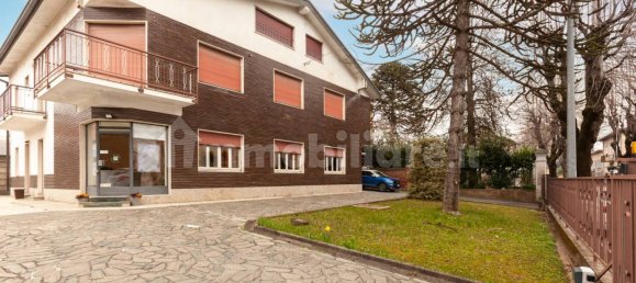 Apartamento T3 em Locate Varesino, Italy N.º 68445 18