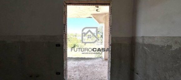 Вилла с 12 комнатами в Мирабелла Эклано, Италия № 156934 15