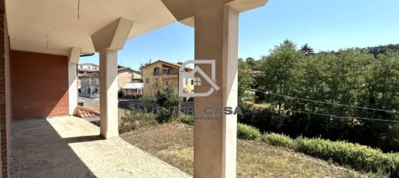 Вилла с 12 комнатами в Мирабелла Эклано, Италия № 156934 24