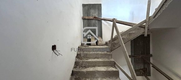 Вилла с 12 комнатами в Мирабелла Эклано, Италия № 156934 9