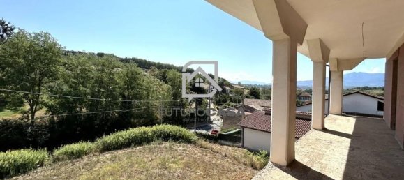 Вилла с 12 комнатами в Мирабелла Эклано, Италия № 156934 25