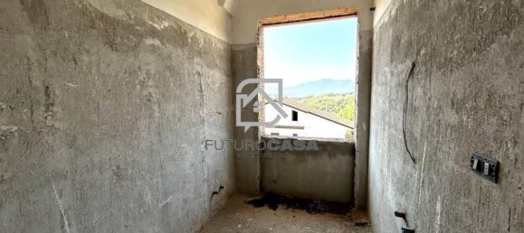 Вилла с 12 комнатами в Мирабелла Эклано, Италия № 156934 19