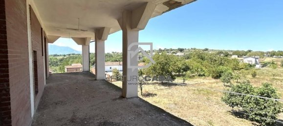 Вилла с 12 комнатами в Мирабелла Эклано, Италия № 156934 16