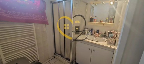 2 bedrooms House in Parassy, France No. 87807 15