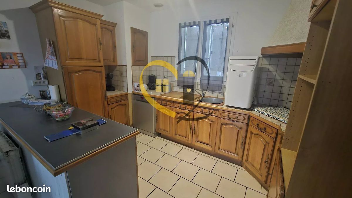 2 bedrooms House in Parassy, France No. 87807