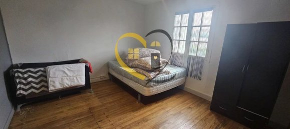 2 bedrooms House in Parassy, France No. 87807 5