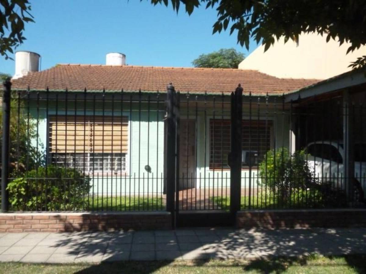 2 bedrooms House in Almirante Brown, Argentina No. 96947