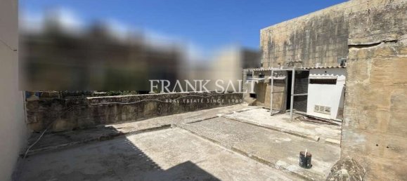 2 bedrooms Townhouse in Tarxien, Malta No. 1997 2