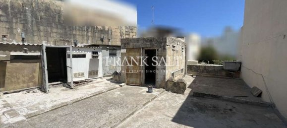 2 bedrooms Townhouse in Tarxien, Malta No. 1997 16