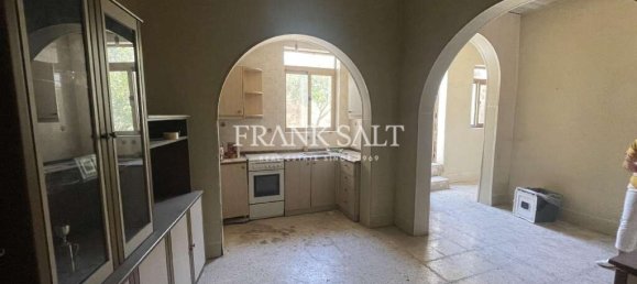 2 bedrooms Townhouse in Tarxien, Malta No. 1997 3
