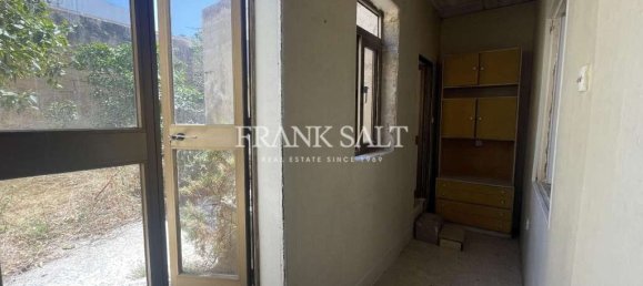 2 bedrooms Townhouse in Tarxien, Malta No. 1997 5