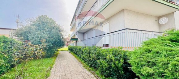 4 rooms Apartment in Alvignano, Italy No. 172815 2