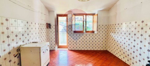 4 rooms Apartment in Alvignano, Italy No. 172815 25