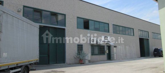 2 rooms Warehouse in Pieve di Cento, Italy No. 220581 4