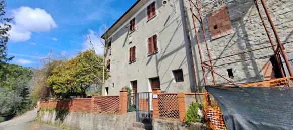 Casa de 3 dormitorios en Podenzana, Italy No. 355279 2