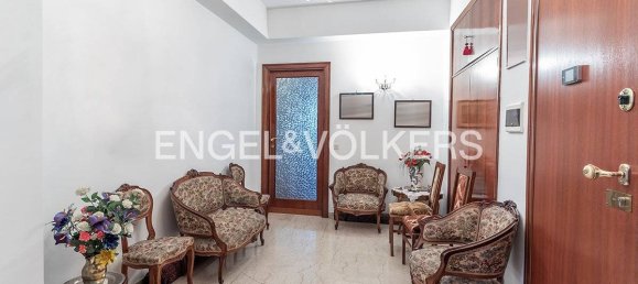 3 chambres Appartement à Rome, Italy No. 131595 2