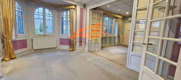 7 Schlafzimmer Haus in Luzarches, France, Nr. 317914 2