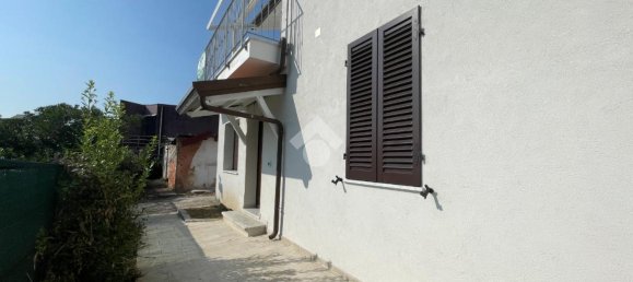 4 rooms House in Massa, Italy No. 18371 36