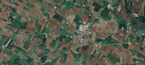 4 bedrooms Apartment in Castellucchio, Italy No. 381819 3