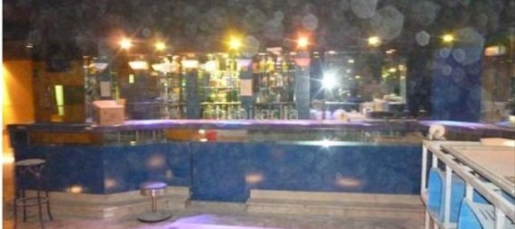 Коммерческая недвижимость 421м² в Алькала-де-Энарес, Испания № 117482 7