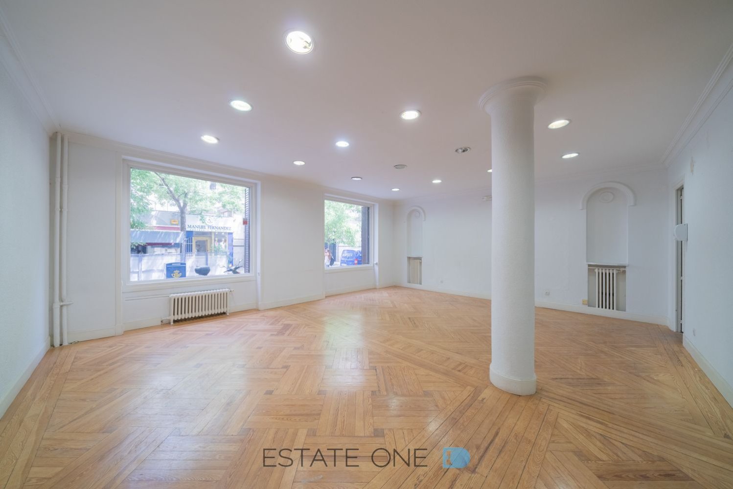 337m² Office in Madrid, Spain No. 167567