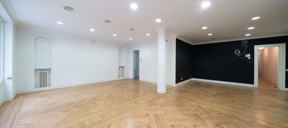 337m² Office in Madrid, Spain No. 167567 18